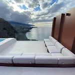 Ocean Ii Luxe Infinity Heated Pool