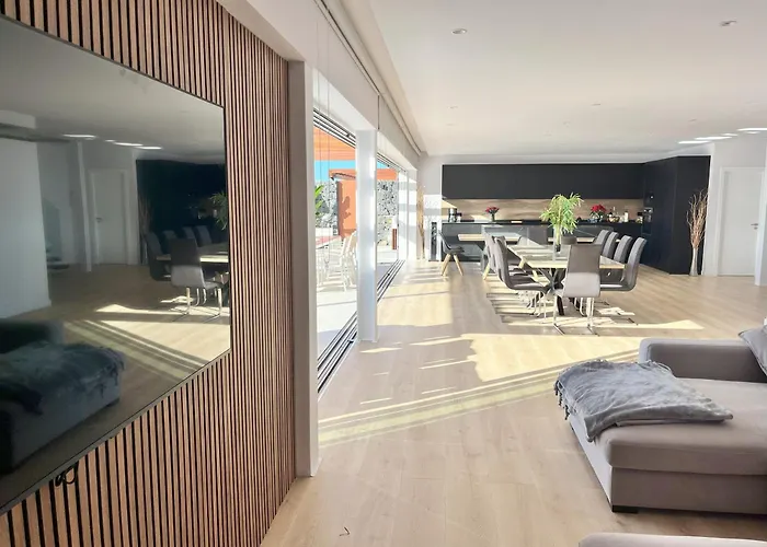 Ocean Ii Luxe Infinity Heated Pool