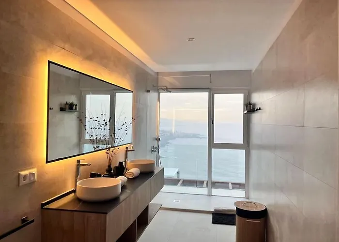 Ocean Ii Luxe Infinity Heated Pool 别墅