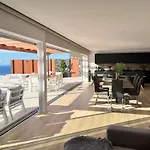 Ocean Ii Luxe Infinity Heated Pool